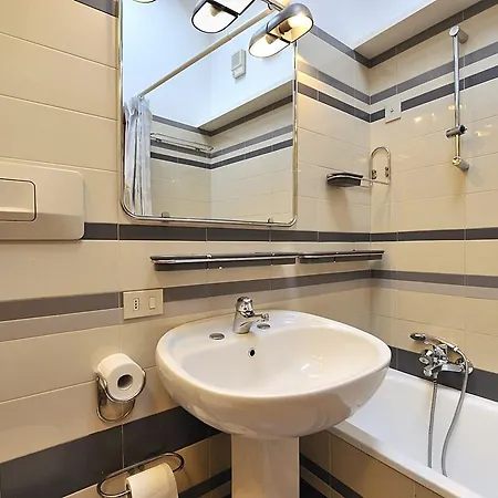 Lovely - Rialto Apartament